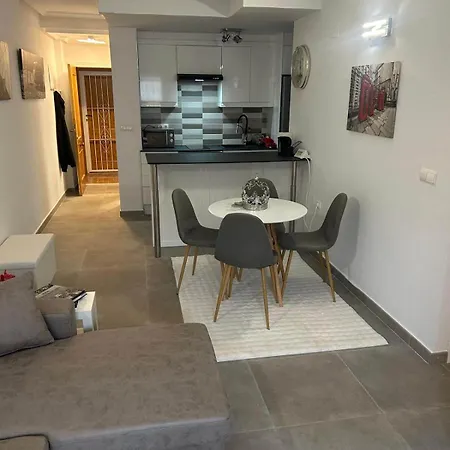 Casa Amelia Τορεβιέχα